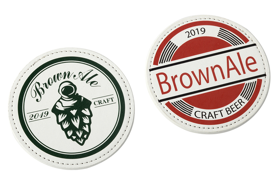 Juego de posavasos absorbentes para bebidas en material de corcho/PU multicolor para una mesa colorida