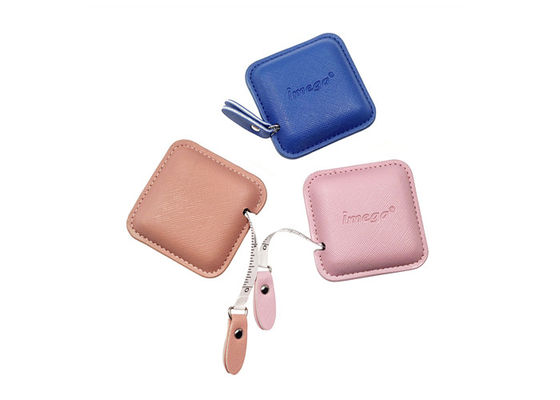 El cuerpo retractable 20m m rosado colorido de la cinta métrica personalizó la PU del ABS para cubrir con cuero