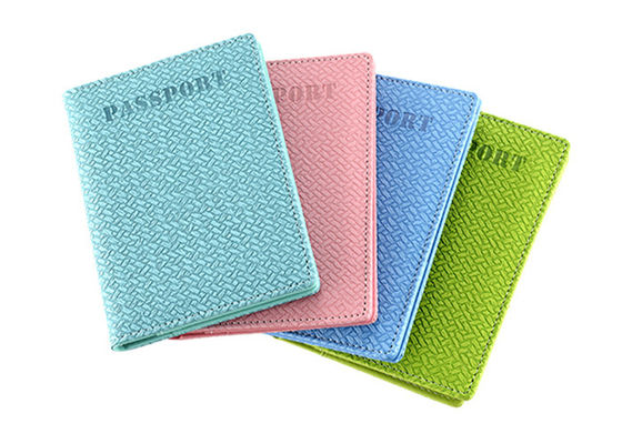La cubierta del pasaporte de la armadura cubre el color de Pantone con cuero del rectángulo de la cartera de la PU