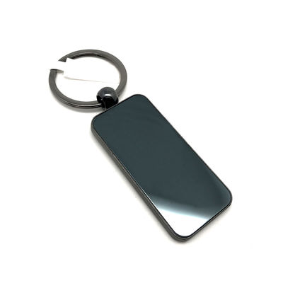 Mantenga sus llaves seguras con este porta llaveros de metal duradero