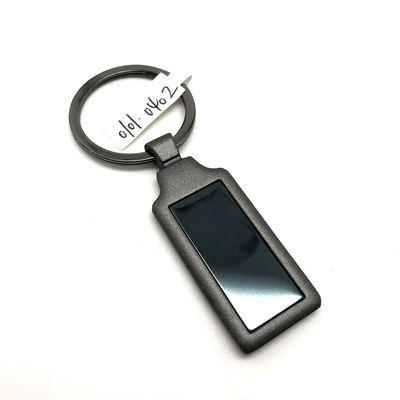Nombre Portador de llavero de metal Durable y disponible para la compra
