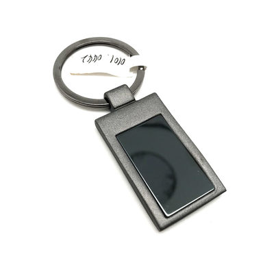 Portador de llavero de metal de plata con logotipo personalizado para los requisitos del cliente