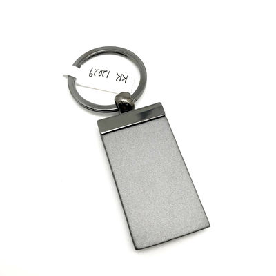 Portador de llavero de metal personalizable con acabado negro y MOQ de 500