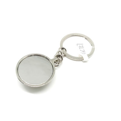 Cerradura de metal embellecida, un bonito recuerdo para un regalo personalizado.