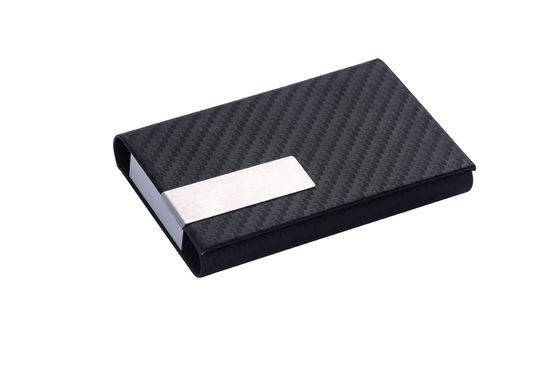Portador de tarjetas de nombre de metal delgado contiene hasta 50 tarjetas de visita de diseño rectangular en el paquete de bolsas poli
