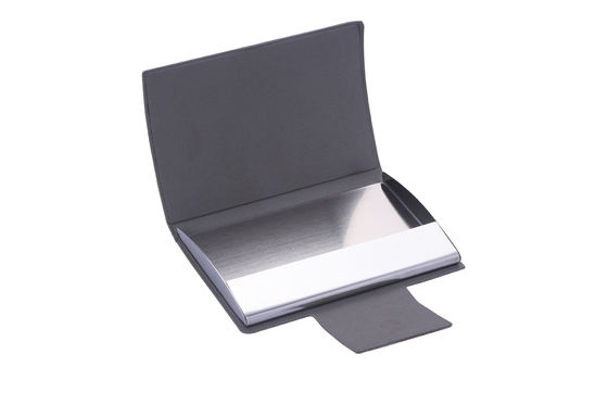 Portador de tarjetas de nombre de metal delgado adecuado para hombres y mujeres con diseño rectangular elegante