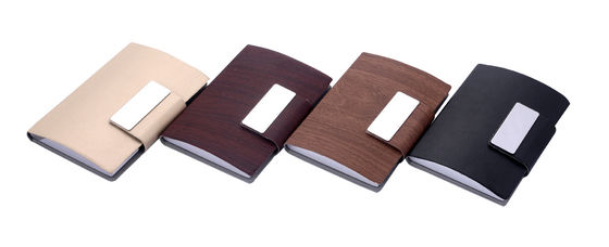Portador de tarjetas de nombre de metal delgado adecuado para hombres y mujeres con diseño rectangular elegante