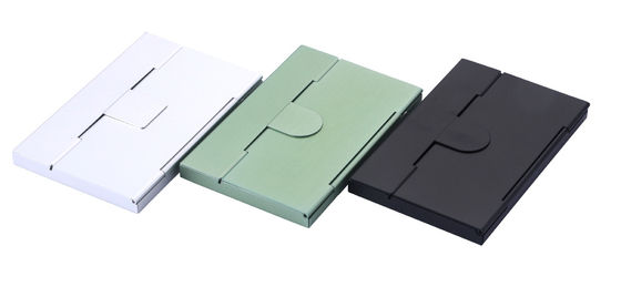 Buen precio Cuerpo de tarjetas de metal delgado / soporte de tarjetas de visita con cierre rápido en línea