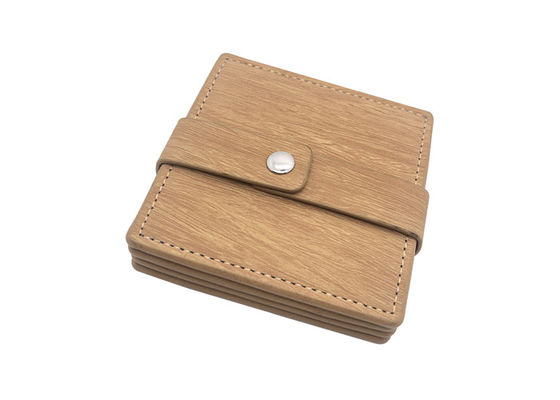 Buen precio Los vidrios de la taza ajustan los prácticos de costa de cuero de la bebida de la PU de madera de cuero de los prácticos de costa en línea