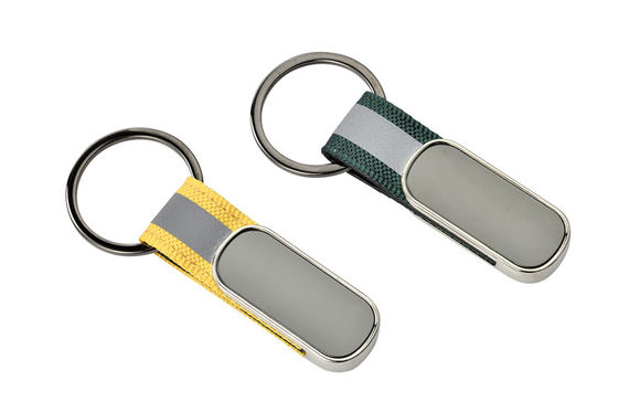 Buen precio Cuero de cadena dominante del hierro de aleación del cinc del color de Pantone del rectángulo del tenedor del metal de la correa de las correas en línea
